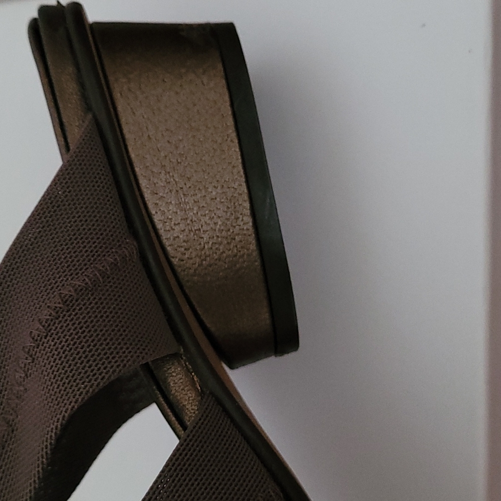 Donald J. Pliner Vintage 'Darya' sandal 7 - Picture 12 of 13